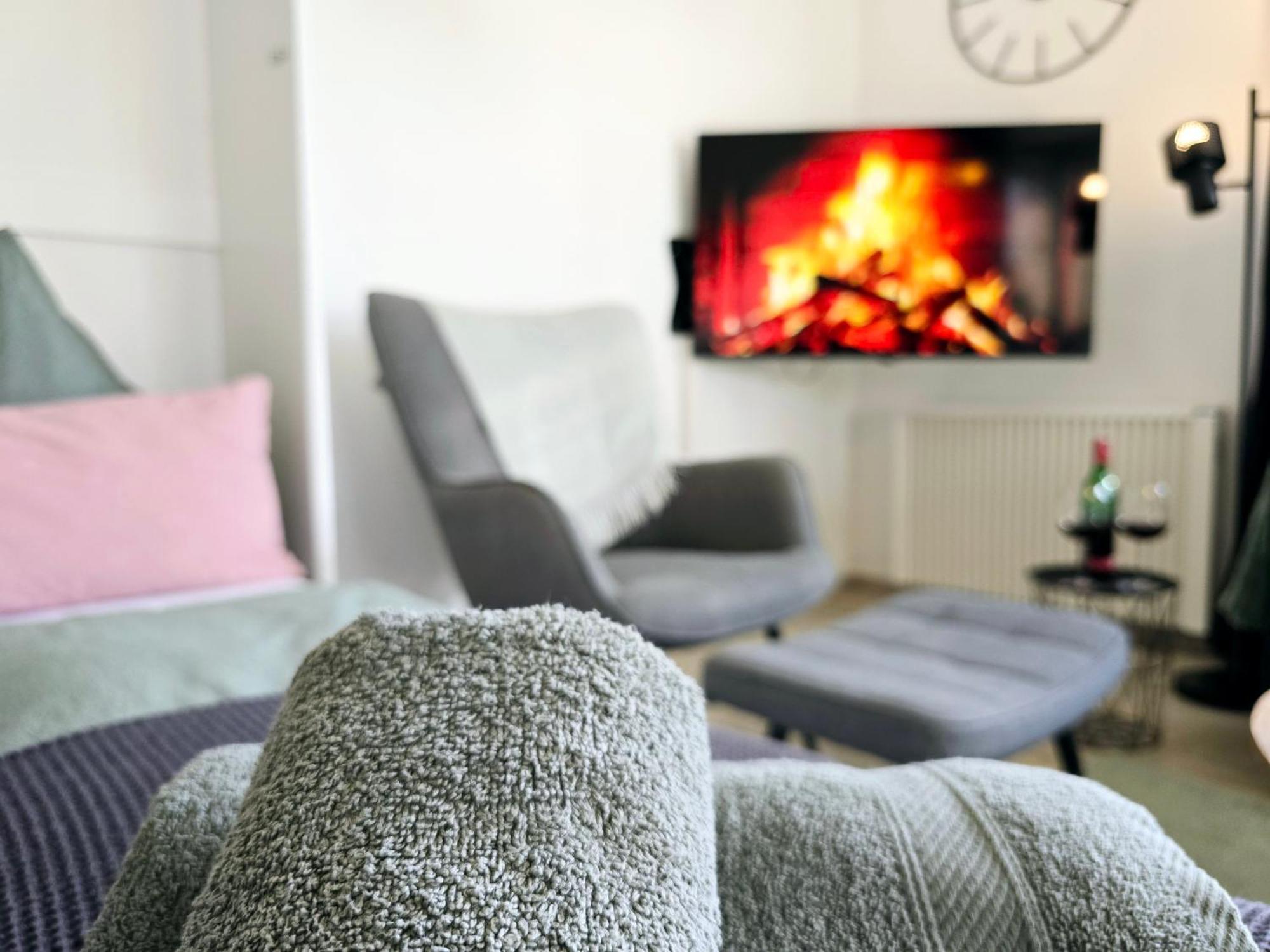 Ferienwohnung Fuchsbau Mit Kamin & Terrasse & Hunde วินเทอร์แบร์ก ภายนอก รูปภาพ